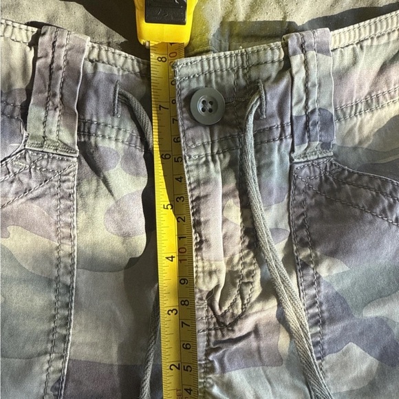 GAP Vintage Women’s Green Camouflage Cargo Pants y2k - Picture 5 of 6